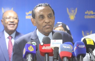 رئيس الوزراء كامل إدريس