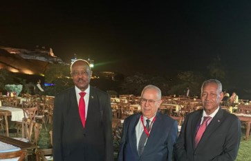 وزير الخارجية والمبعوث الأممي