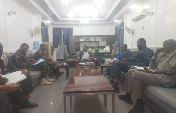 اجتماع قيادي في نهر النيل