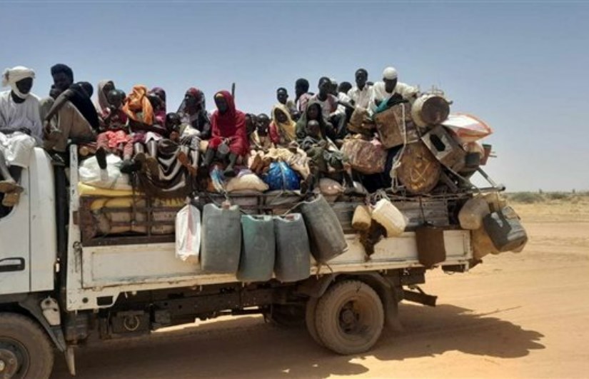 نازحون من الفاشر نازحون من الفاشر