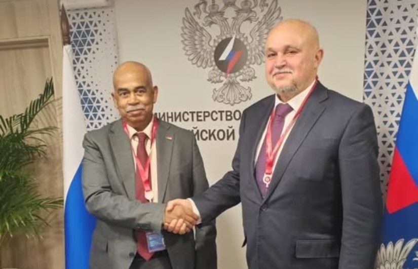 وزير الطاقة والنفط