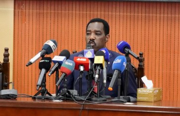 وزير الموارد البشرية والرعاية الاجتماعية، معتصم أحمد صالح