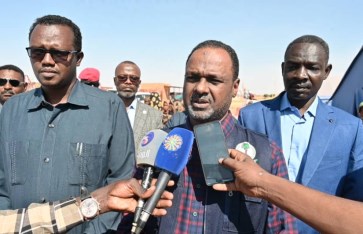 وفد رفيع المستوى من وزارة الصحة الاتحادية يتفقد أوضاع النازحين بمعسكر الميناء البري