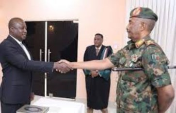 البرهان وآدم كرامة