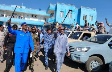 والي القضارف