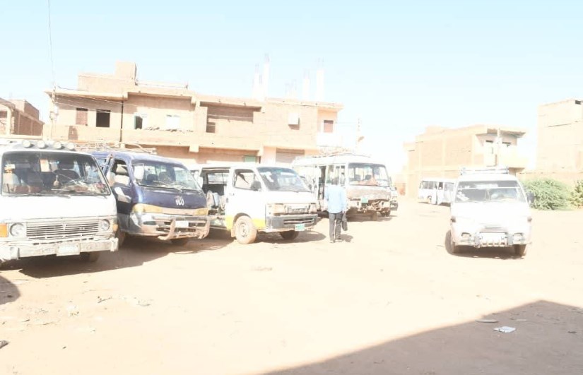 موقف السيارات بسوق اللفة