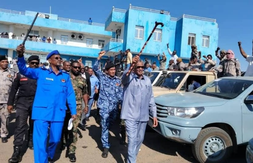 والي القضارف