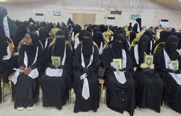 تخريج 93 حافظة و240 طالبة في مركز آسيا بنت مزاحم لتحفيظ القرآن