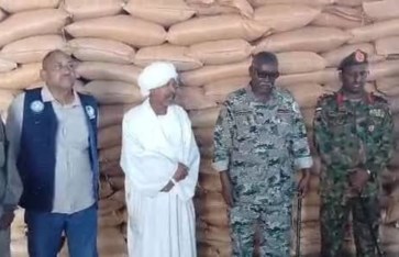 والي سنار يدشن توزيع 25 ألف جوال سكر ضمن المرحلة الأولى من سلة رمضان