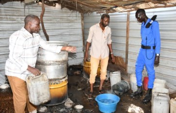 مصانع للخمور