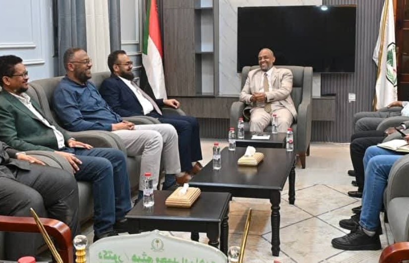 وزير الصحة الاتحادي يلتقي المدير الإقليمي لمؤسسة البصر الخيرية