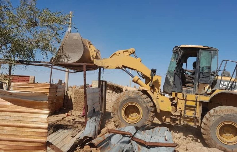 ولاية الخرطوم تزيل ارتدادات عشوائية في بحري