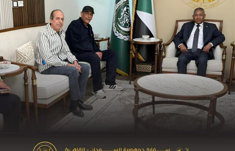 السفير السوداني مع أحمد بدير