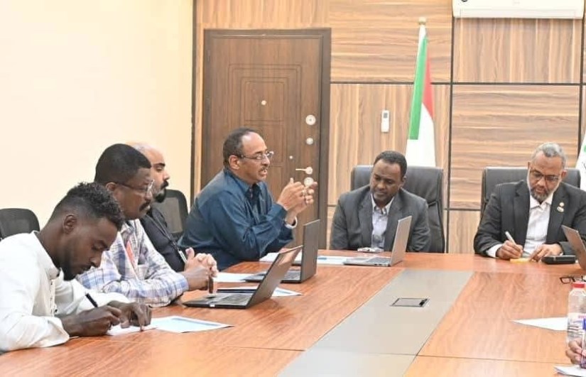 من الاجتماع