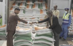 الهند تدعم السودان بـ2000 طن من الأرز لصالح النازحين