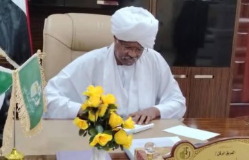 والي القضارف