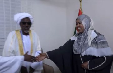 نوارة أبو محمد تلتقي وفد قبائل القرعيب 