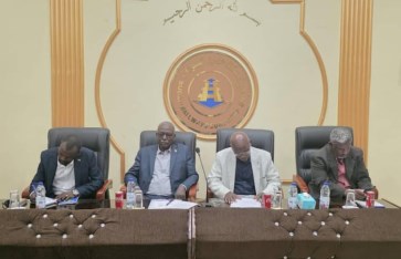 وزير البنى التحتية والنقل يزور الهيئة العامة للسكك الحديد