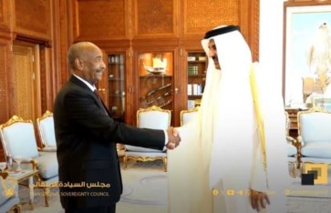 رئيس مجلس السيادة يلتقي أمير دولة قطر و يعقدان اجتماعاً ثنائياً