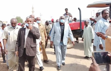 والي نهر النيل يدشن حملة إصحاح البيئة الكبرى بالولاية