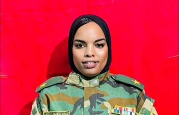 ترقية صحفية إلى رتبة ملازم بالقوات المشتركة