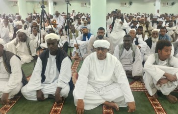 بعد إعادة تأهيله.. والي البحر الأحمر يفتتح مسجد باورث بديم عرب في بورتسوادن