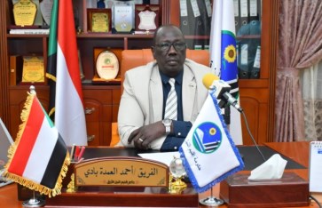 الفريق أحمد العمدة بادي