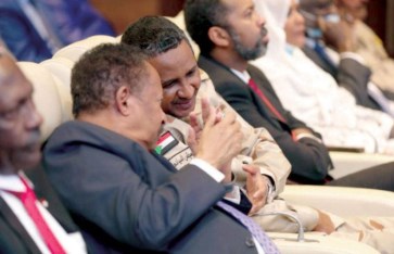 محاكمة حمدوك وحمدتي