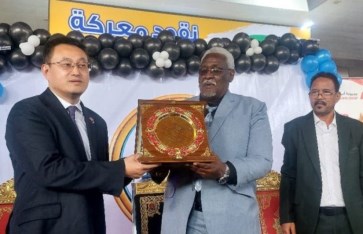 وفد من السفارة الصينية يزور معرض صنع في نهر النيل