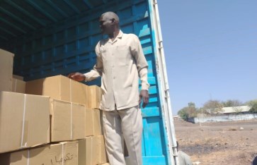 القضارف تتسلم 90 ألف كتاب مدرسي 