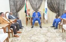 حاكم إقليم النيل الأزرق