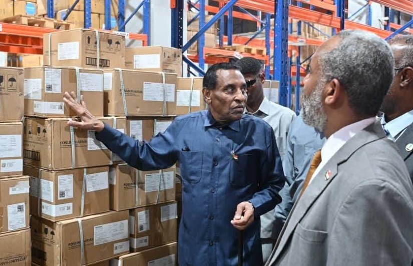 متابعة الإمدادات الطبية 