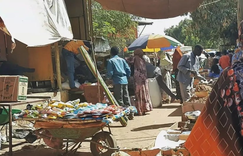 إغلاق السوق العمومي 