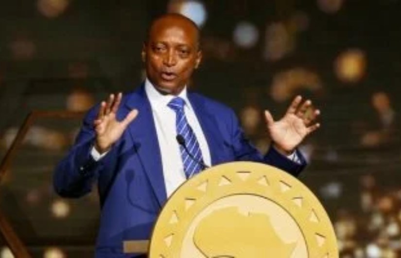 رئيس الاتحاد الأفريقي لكرة القدم 