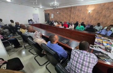 السودان يدشن أول كتاب مطبوع منذ عام 2019