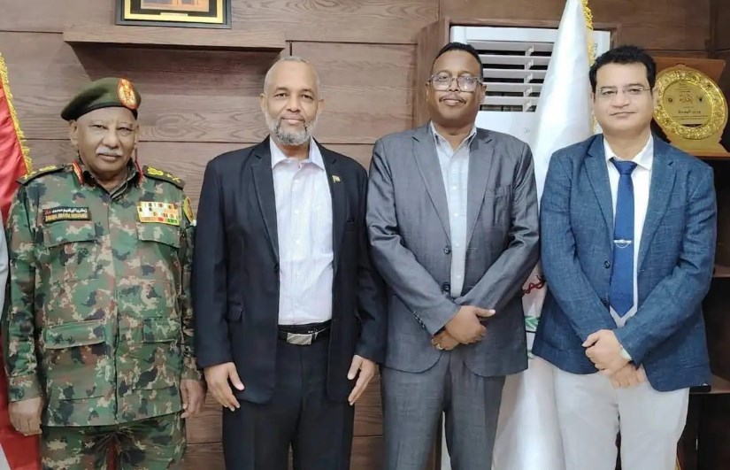 فريق طبي هندي يتفقد تجهيزات استئناف زراعة الكبد في السودان