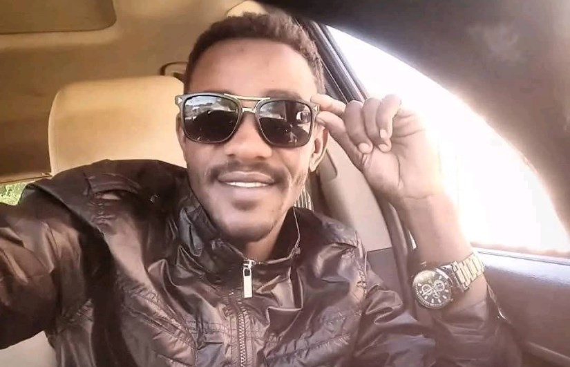 مكبل اليدين.. المليشيا تعدم نجل الشيخ موسى هلال رمياً بالرصاص