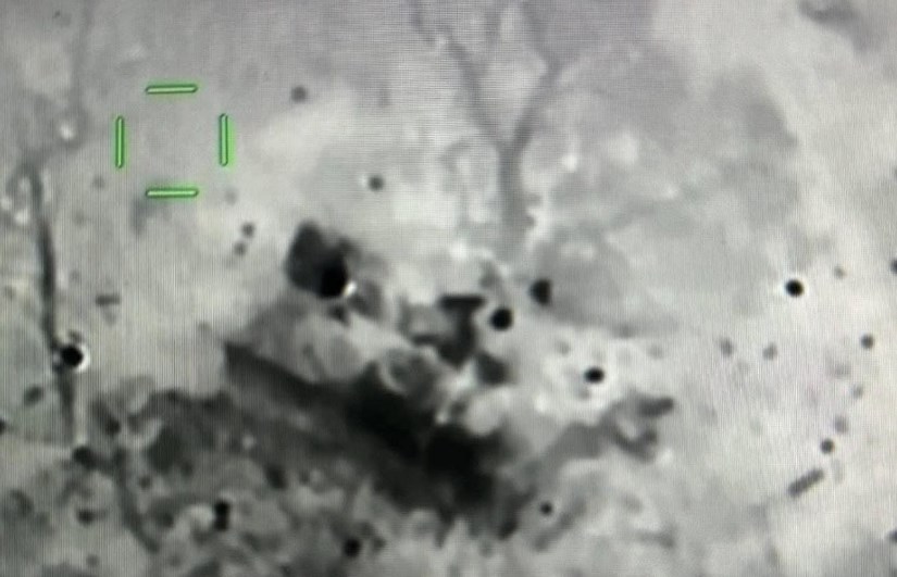 تدمير منظومة دفاع جوي للمتمردين في أبوزبد