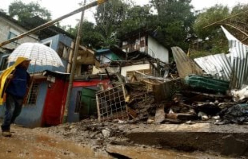 انهيار أرضى 