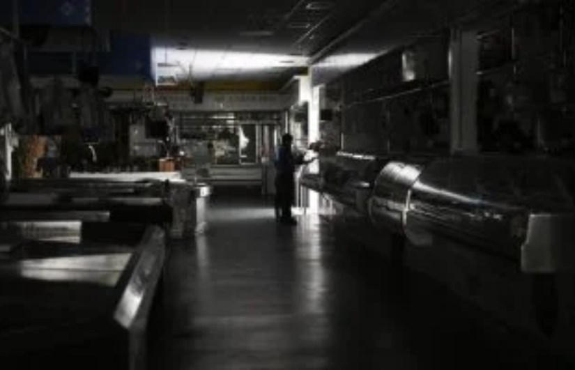 انقطاع الكهرباء 