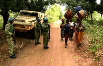  لاجئون سودانيون