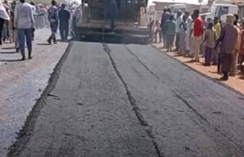  أعمال سفلتة الطرق الداخلية