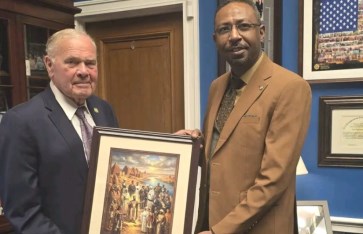 الدكتور أمجد فريد الطيب