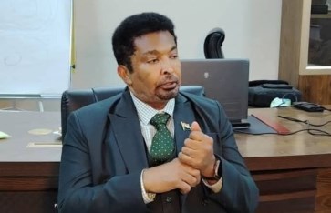 الوزير بروفيسور أحمد التجاني المنصوري 