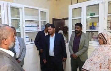 وزير الصحة يتفقد مستشفيي عطبرة