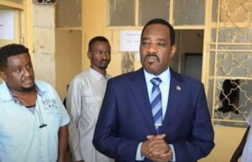 وزير الموارد البشرية والرعاية الاجتماعية،