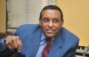  رئيس مجلس الوزراء دكتور كامل إدريس