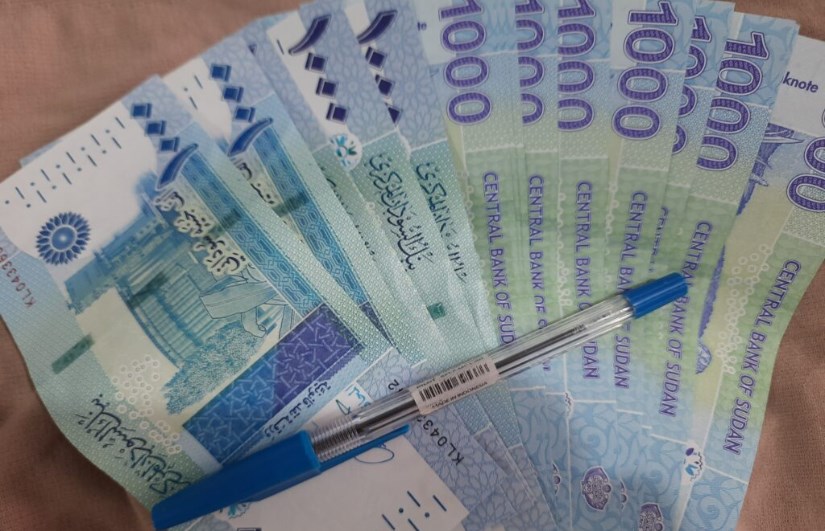 استبدال العملة