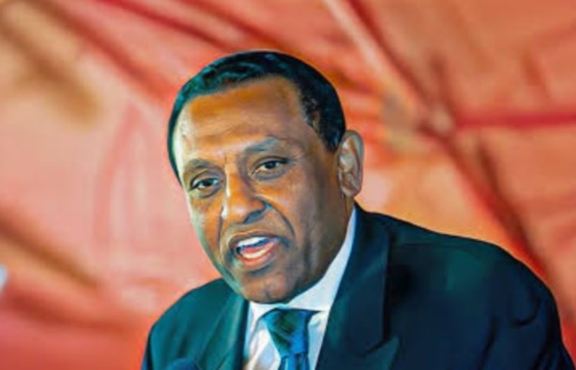 كامل إدريس