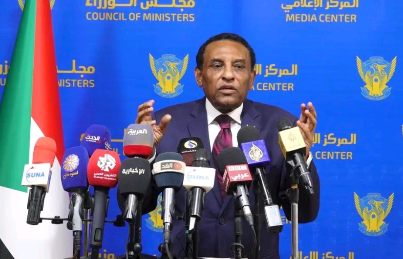  رئيس مجلس الوزراء 